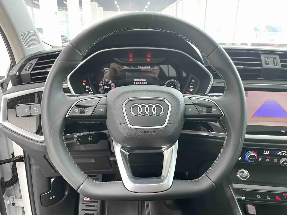 Audi Q3 Audi Q3 2023 35 TFSI Stylish Dynamic 2023 — миниатюра 5