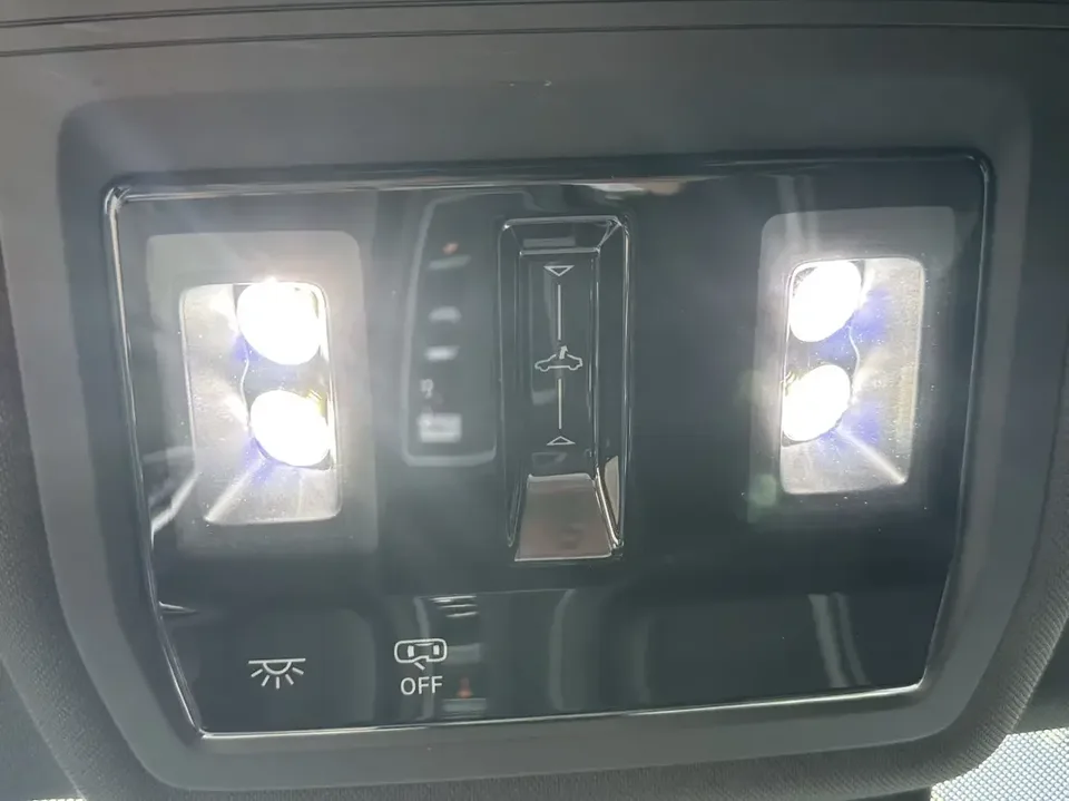 Volkswagen Golf golf 2022 280TSI DSG R-Line 2022 — thumbnail 4