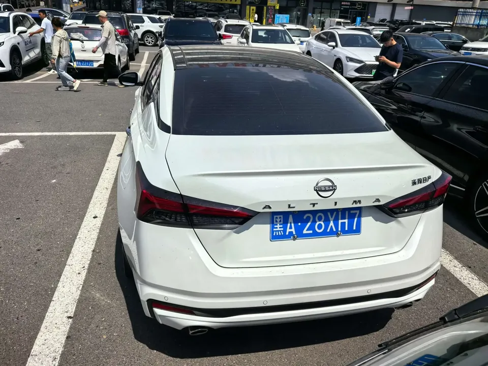 Nissan Altima Sound of nature 2022 2.0L XL-TLS Enjoy Edition 2025 — photo 1, buy with delivery to Moscow