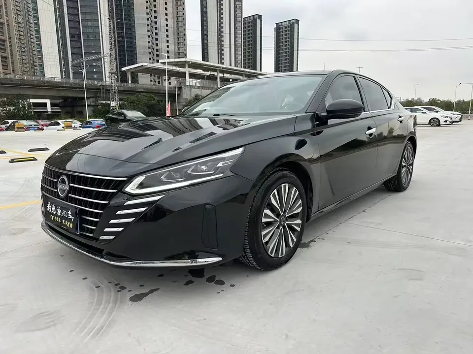 Nissan Altima Sound of nature 2022 2.0L XL-TLS Enjoy Edition 2023 — photo 1, buy with delivery to Moscow