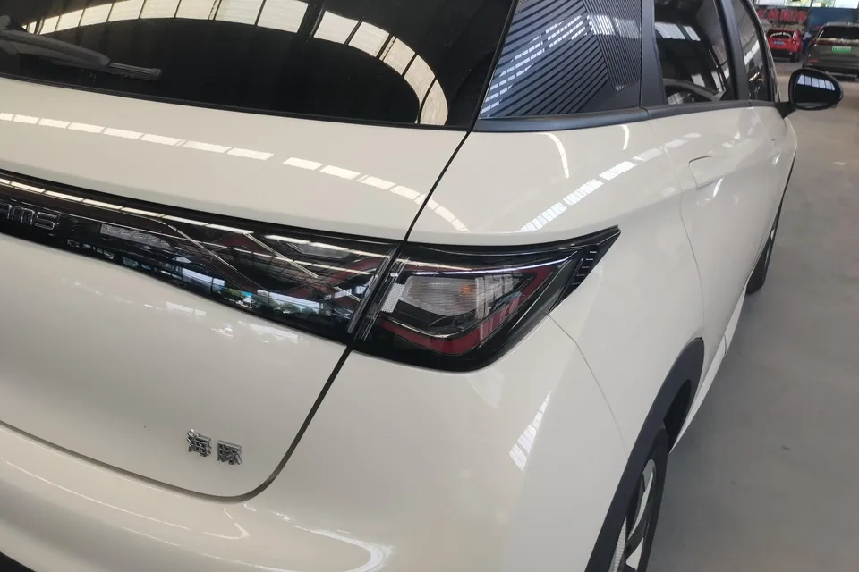 BYD Dolphin dolphin 2025 420KM Fashion Edition 2024 — thumbnail 2