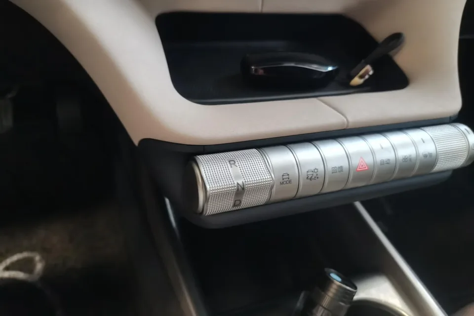 BYD Dolphin dolphin 2025 420KM Fashion Edition 2024 — thumbnail 4
