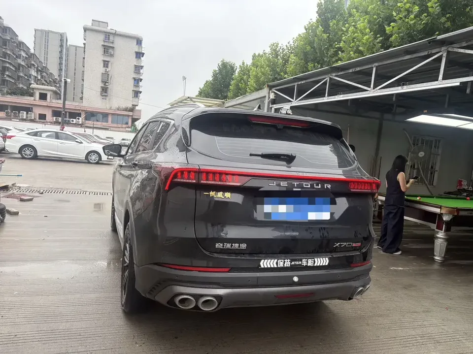 Jetour Jietu X70 PLUS Jietu X70 PLUS 2023 1.5T DCT Brave PLUS 5-seater 2023 — thumbnail 4