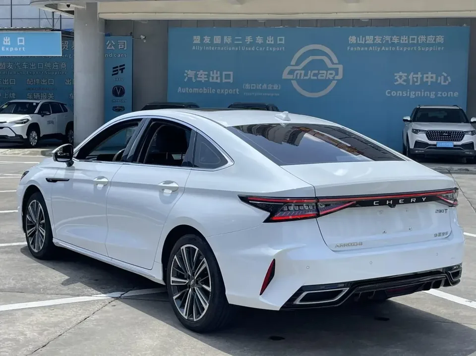 Chery Arrizo 8 Arrizo 8 2022 1.6TGDI DCT Elegant 2023 — thumbnail 4