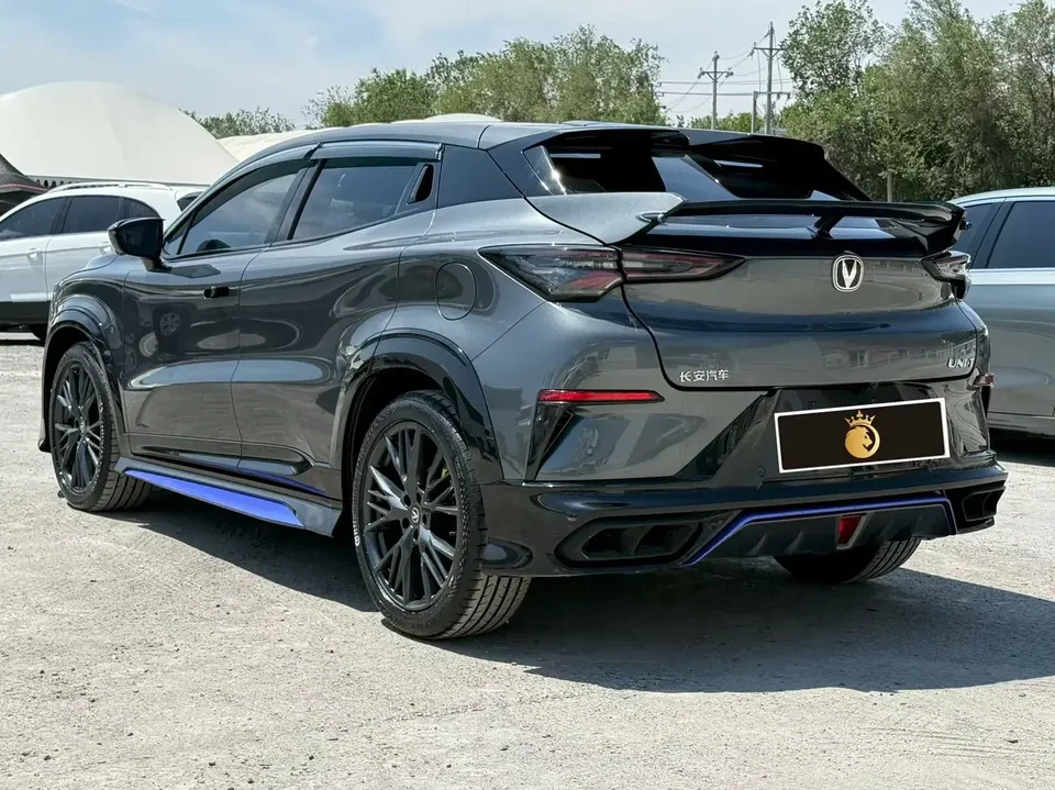 Changan UNI-T Changan UNI-T 2023 Second generation 1.5T sports flagship model 2024 — thumbnail 4