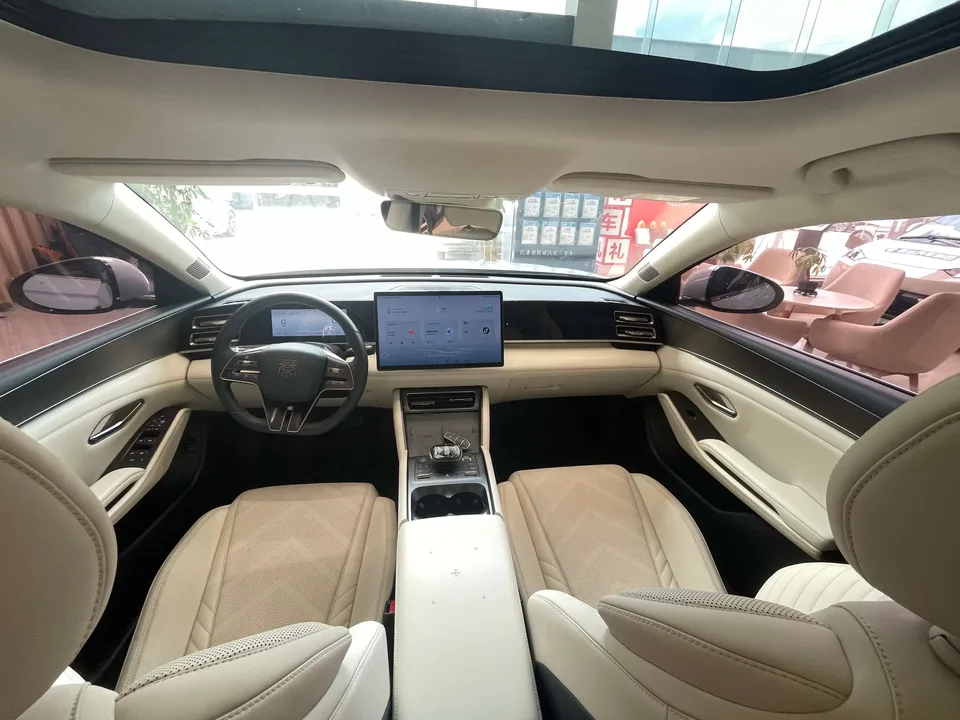 BYD Qin L DM Qin L DM 2024 DM-i 120KM Excellence 2024 — thumbnail 3