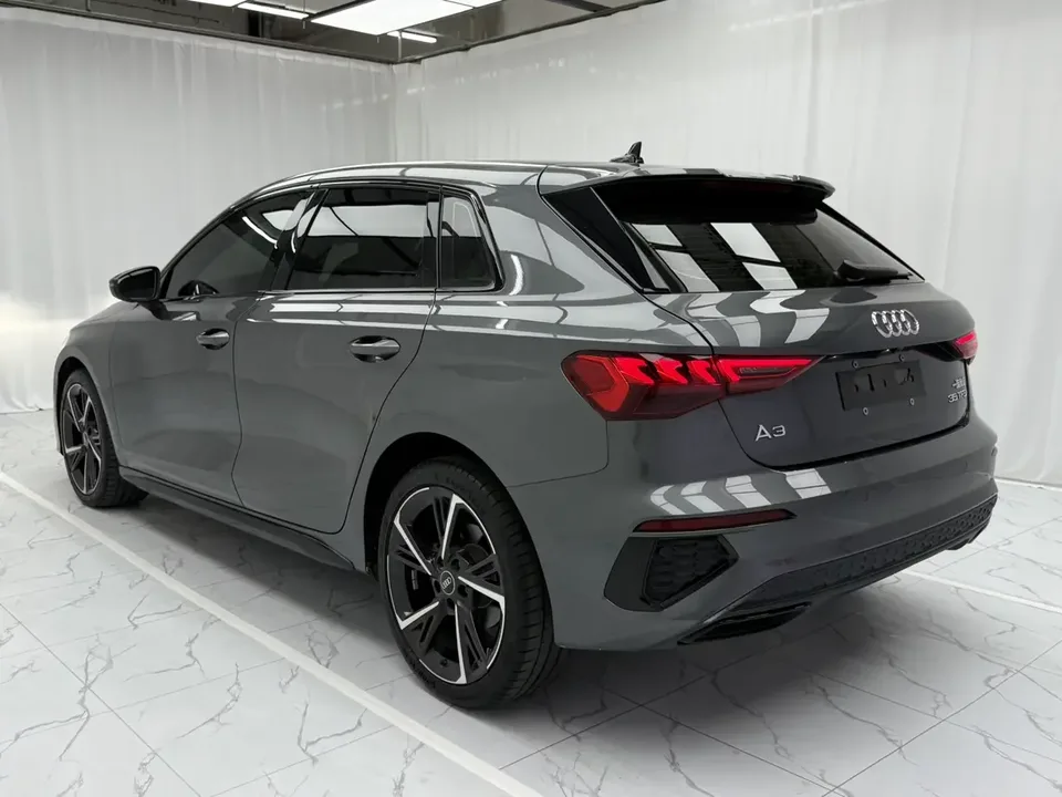 Audi A3 Audi A3 2022 Sportback 35 TFSI Stylish and sporty 2022 — thumbnail 4