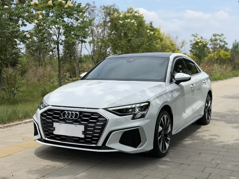 Audi A3 Audi A3 2022 A3L Limousine 35 TFSI Stylish Sports 2022 — фото 1, купить с доставкой в Москву