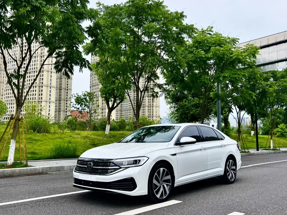 Volkswagen Sagitar Sagitar 2023 200TSI DSG Flying Edition 2023 — photo 1, buy with delivery to Moscow