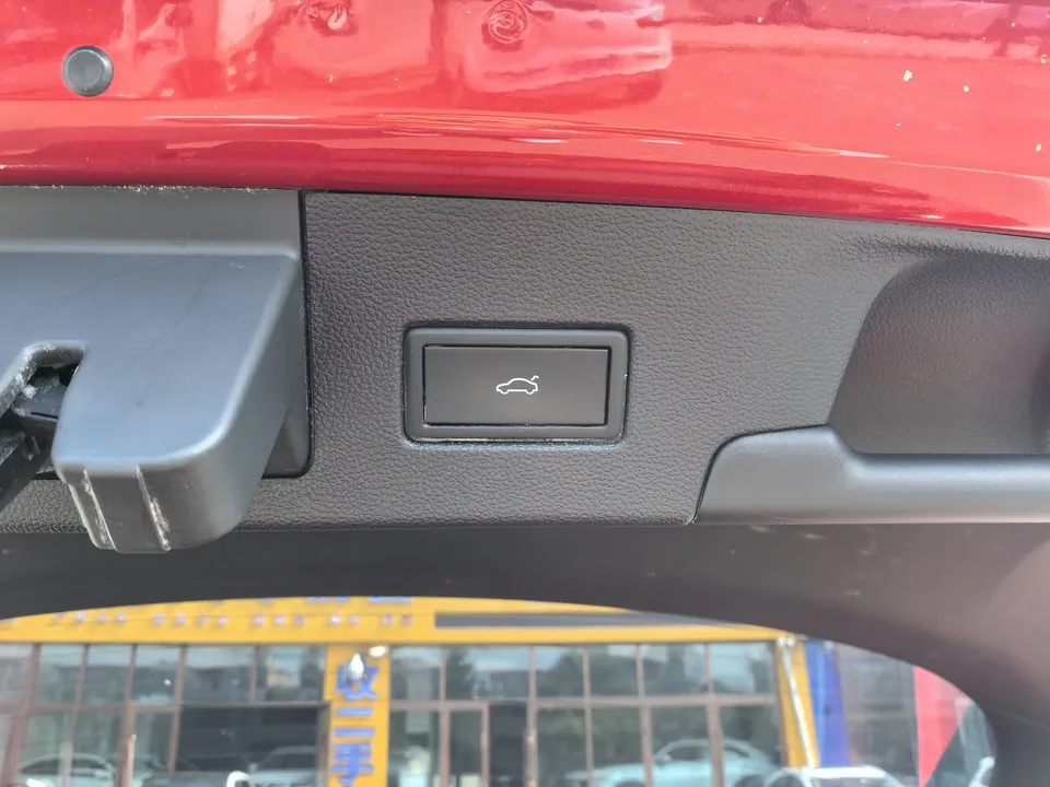 Volkswagen Lamando Lingdu 2022 Lingdu L 280TSI DSG Cool Edition 2023 — thumbnail 3
