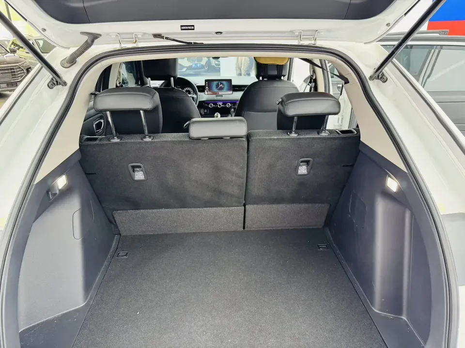 Honda VEZEL Binzhi 2023 1.5L CVT Pioneer Edition 2023 — thumbnail 4