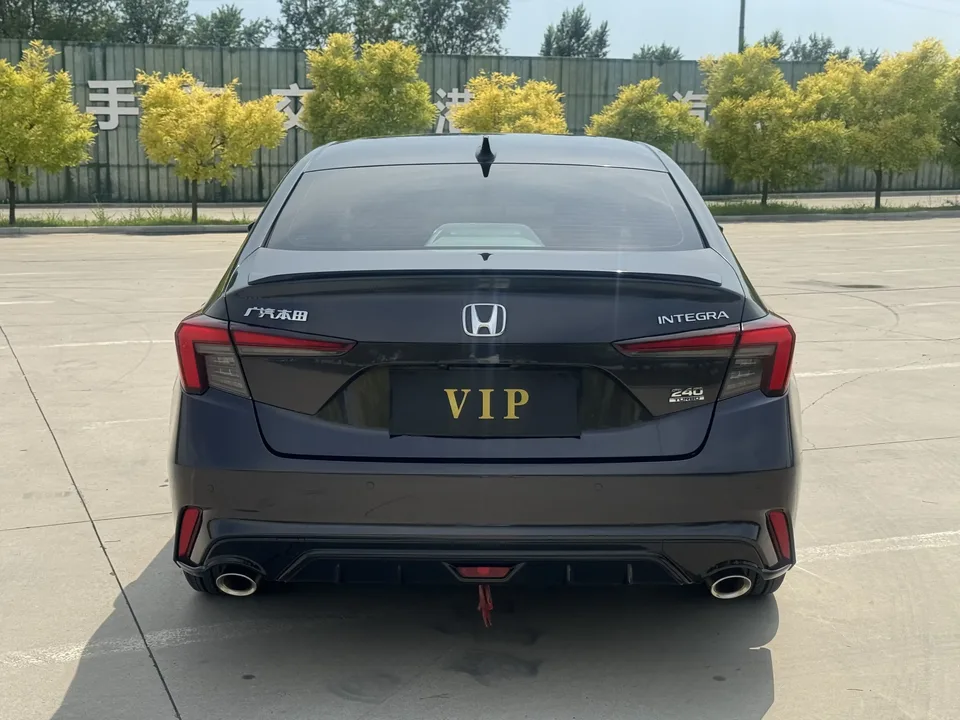 Honda Integra Style 2022 240TURBO CVT Phantom Night Tech Edition 2022 — thumbnail 2