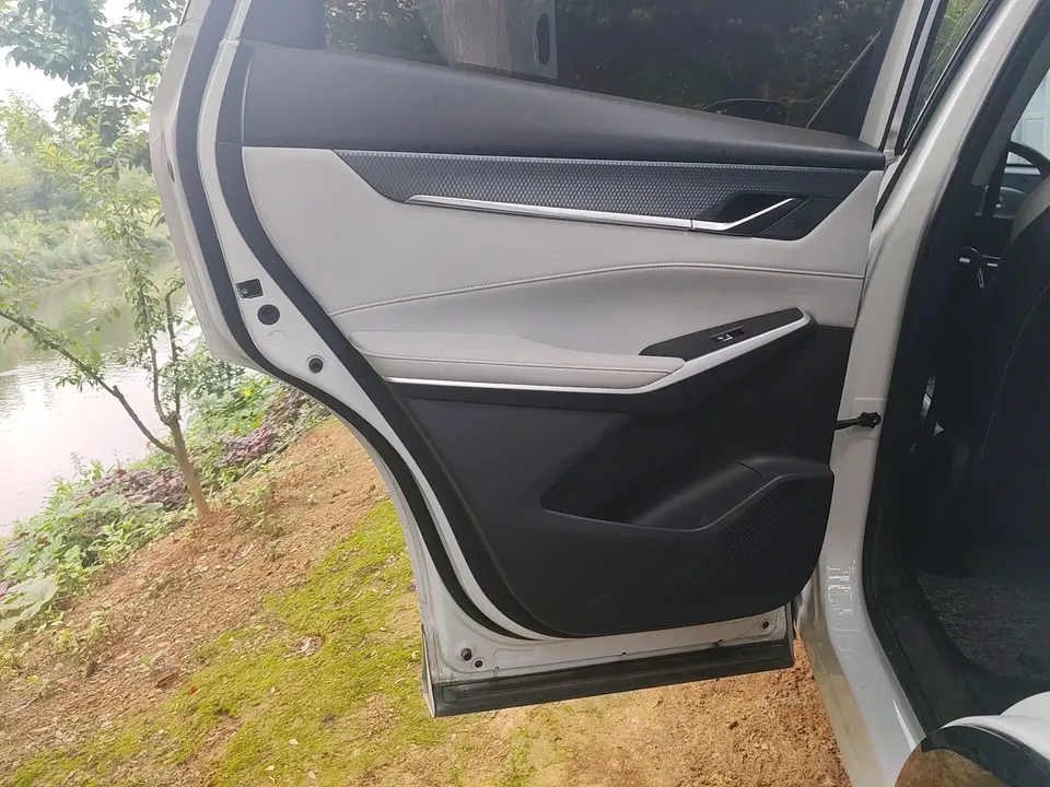 Changan CS75PLUS Changan CS75 PLUS 2023 The third generation 1.5T automatic premium model 2023 — миниатюра 5