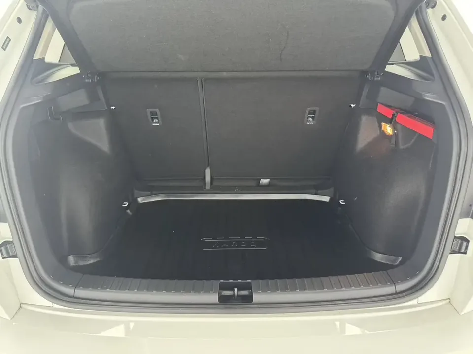 Skoda Karoq Korok 2023 TSI280 Luxury Edition 2023 — thumbnail 5