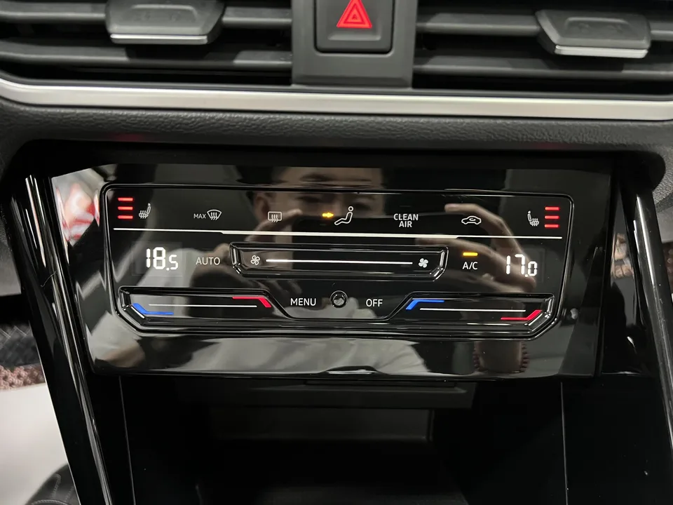 Volkswagen Tayron Tanyue 2023 280TSI 2WD Luxury Plus Advanced Edition 2022 — thumbnail 3