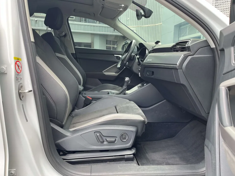 Audi Q3 Audi Q3 2022 35 TFSI Stylish Dynamic 2023 — thumbnail 3