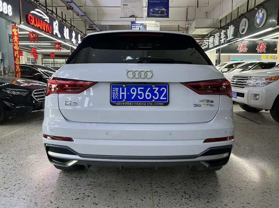 Audi Q3 Audi Q3 2022 35 TFSI Stylish Dynamic 2022 — thumbnail 2