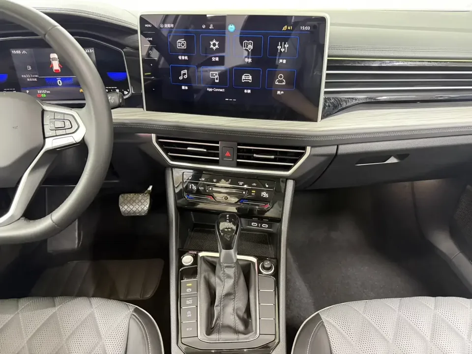 Volkswagen Sagitar Sagitar 2023 280TSI DSG Beyond Edition Plus 2022 — thumbnail 4
