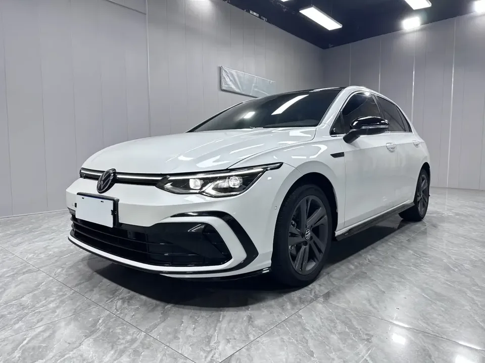 Volkswagen Golf golf 2023 280TSI DSG R-Line Lite 2022 — photo 1, buy with delivery to Moscow