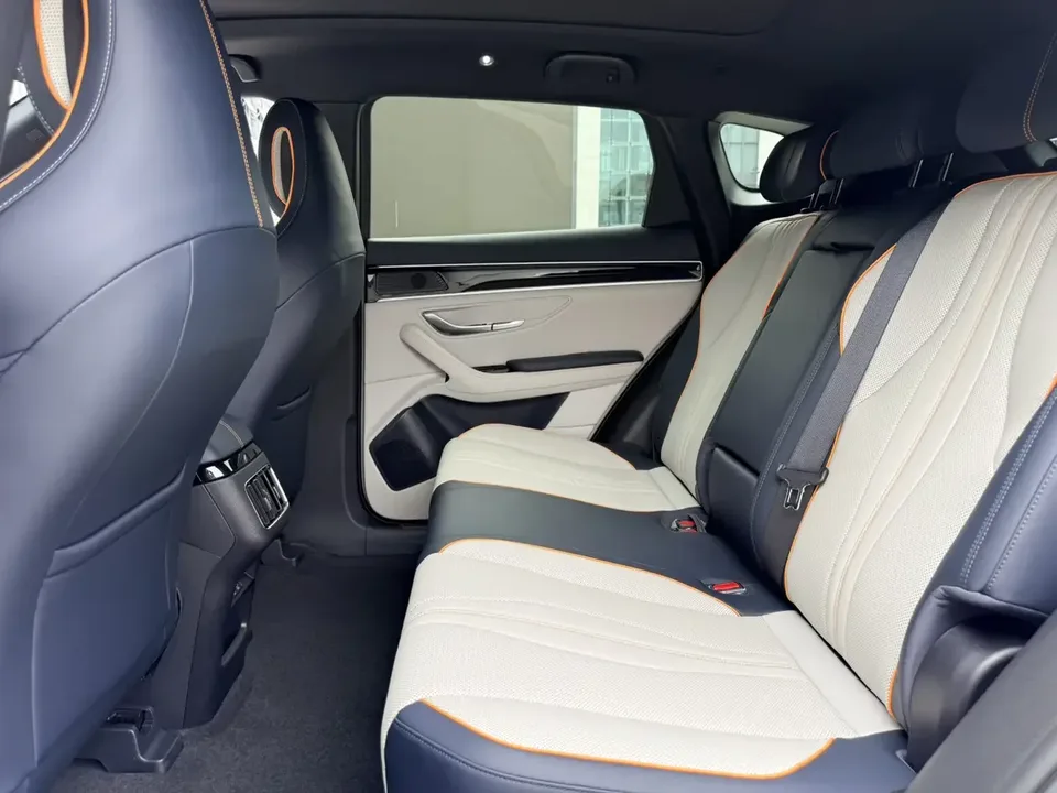BYD Song PLUS DM Song PLUS DM 2021 DM-i 110KM 2WD Flagship PLUS 2022 — thumbnail 4