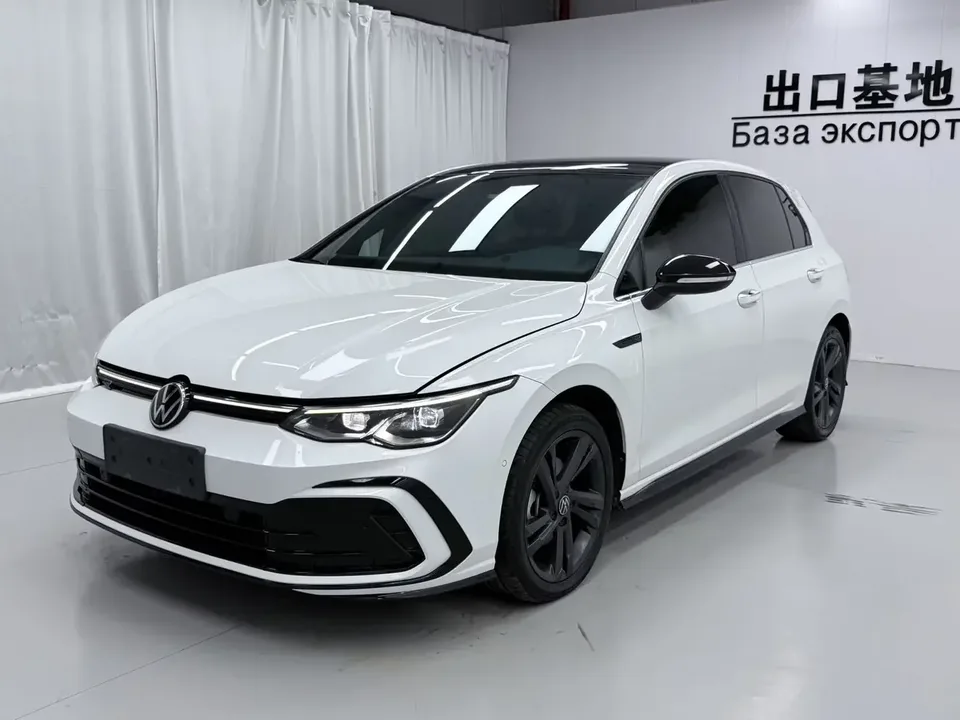 Volkswagen Golf golf 2023 280TSI DSG R-Line Lite 2022 — photo 1, buy with delivery to Moscow