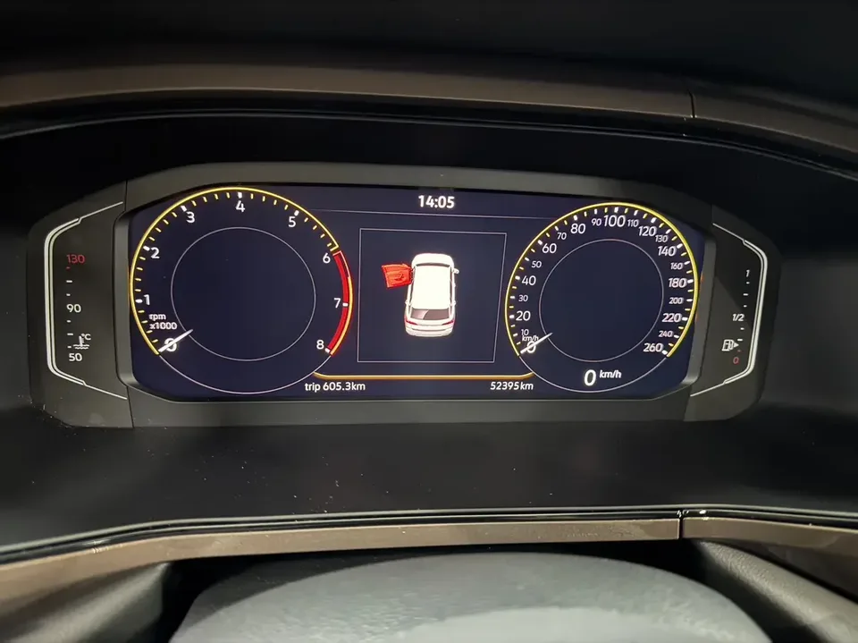 Volkswagen Tharu tuyue 2022 280TSI 2WD Deluxe Edition 2023 — thumbnail 3