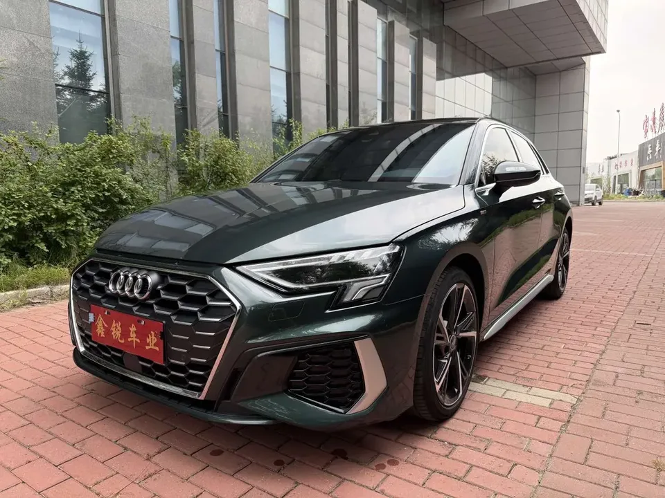Audi A3 Audi A3 2023 Sportback 35 TFSI Stylish and sporty 2023 — photo 1, buy with delivery to Moscow