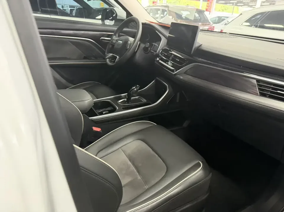 Haval H6 Haval H6 2023 National Trend Edition 1.5T Automatic City Edition 2023 — thumbnail 3