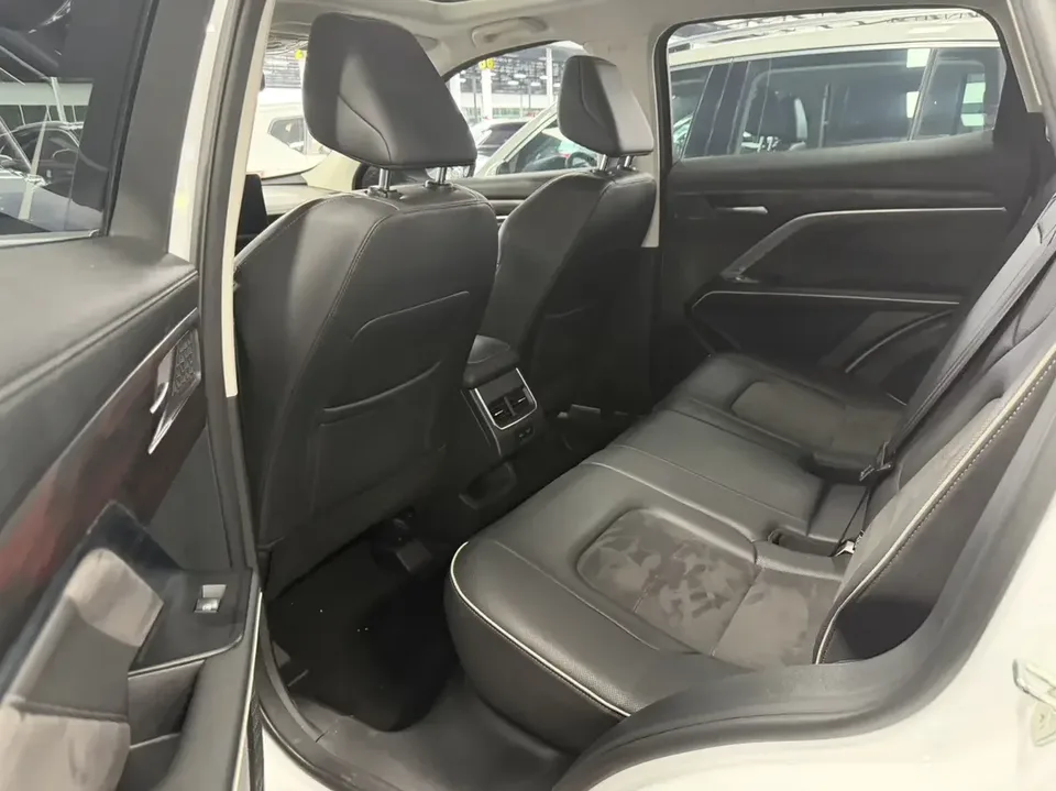 Haval H6 Haval H6 2023 National Trend Edition 1.5T Automatic City Edition 2023 — thumbnail 4