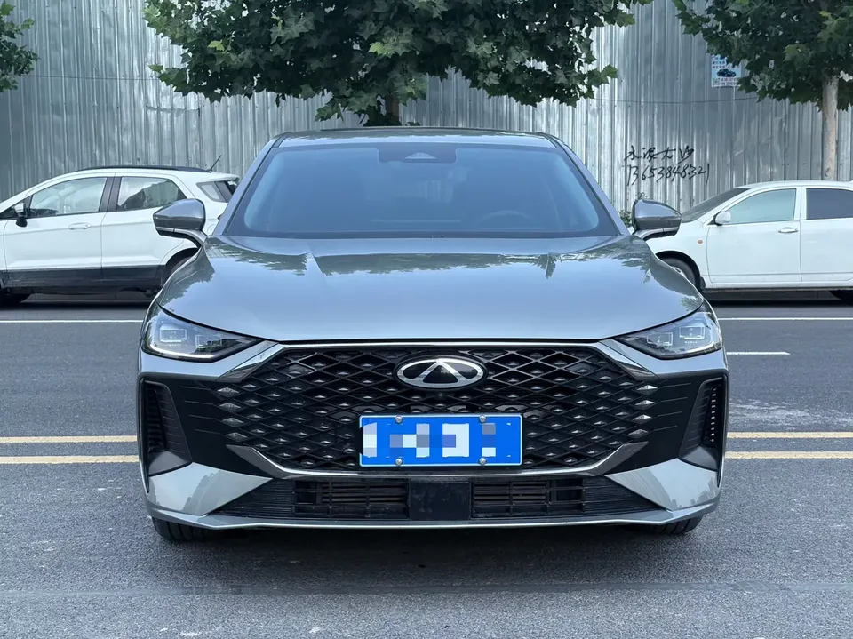 Chery Arrizo 8 PRO Arrizo 8 PRO 2025 1.6T DCT Luxury Model 2025 — фото 1, купить с доставкой в Москву