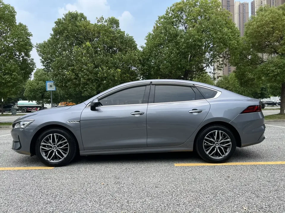 BYD Qin PLUS EV Qin PLUS EV 2023 Champion Edition 510KM Exceeding 2023 — thumbnail 4