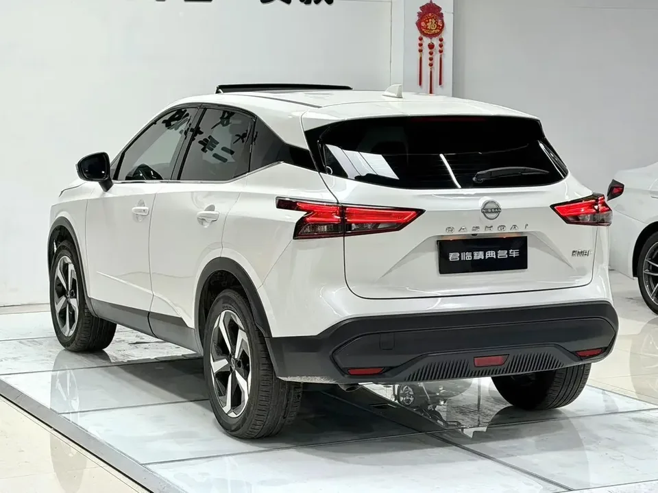 Nissan Qashqai Qashqai 2023 1.3T Deluxe Edition 2023 — thumbnail 2