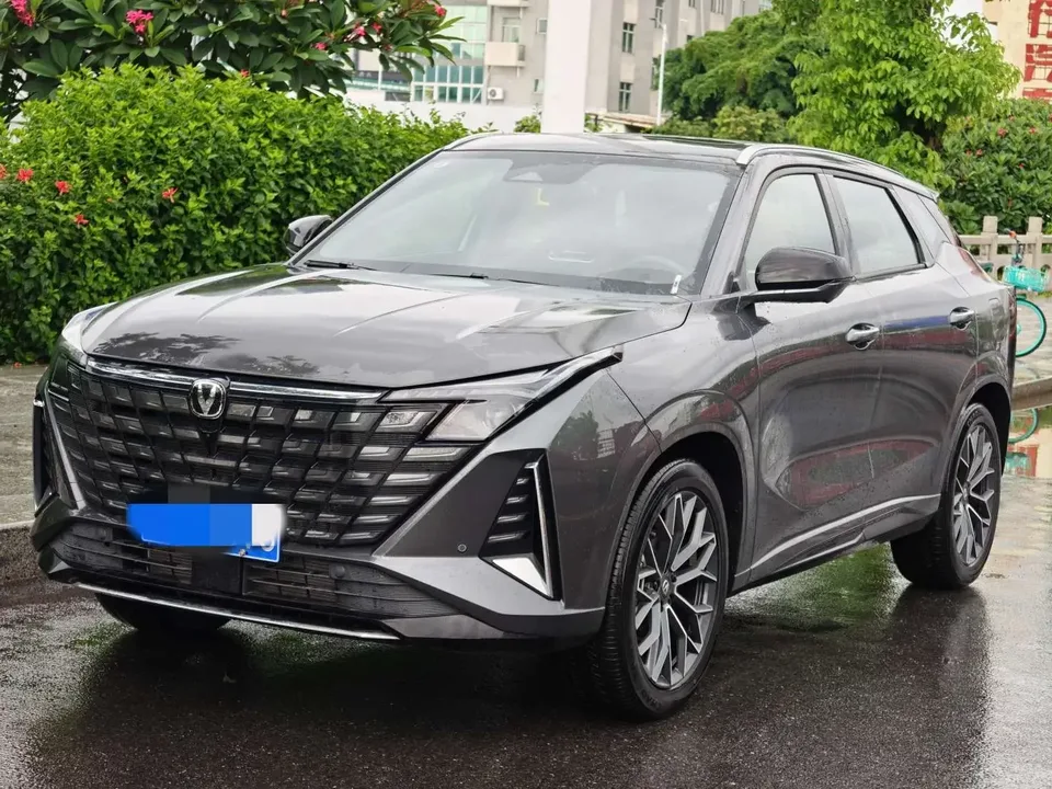 Changan Uni-Z Changan UNI-Z 2025 1.5T DCT Premium 2024 — photo 1, buy with delivery to Moscow