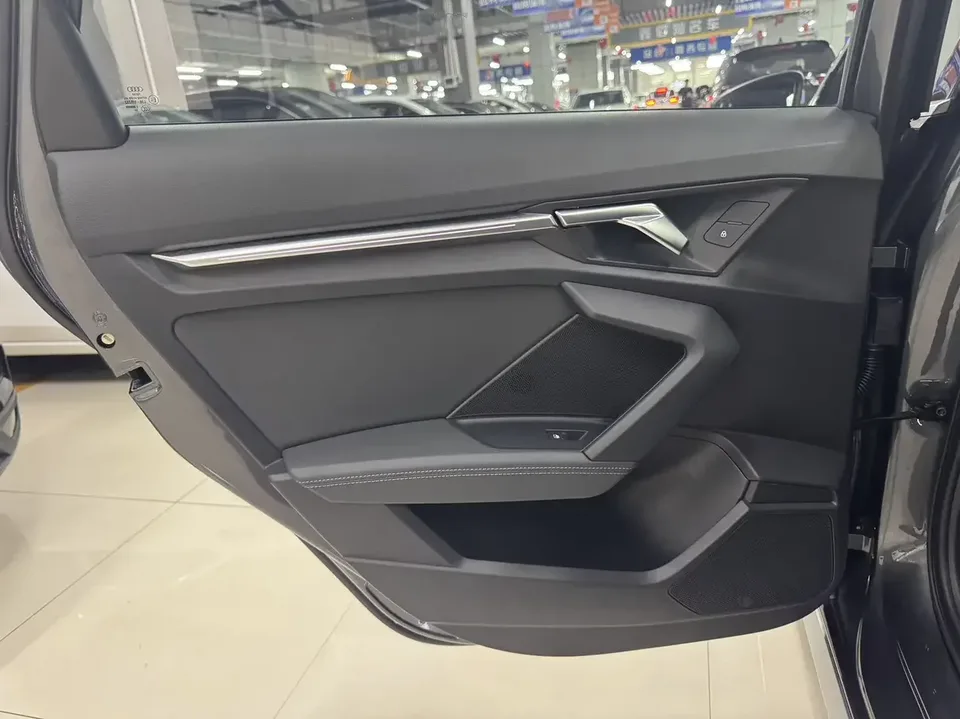 Audi A3 Audi A3 2023 A3L Limousine 35 TFSI Luxury Sports 2023 — миниатюра 3