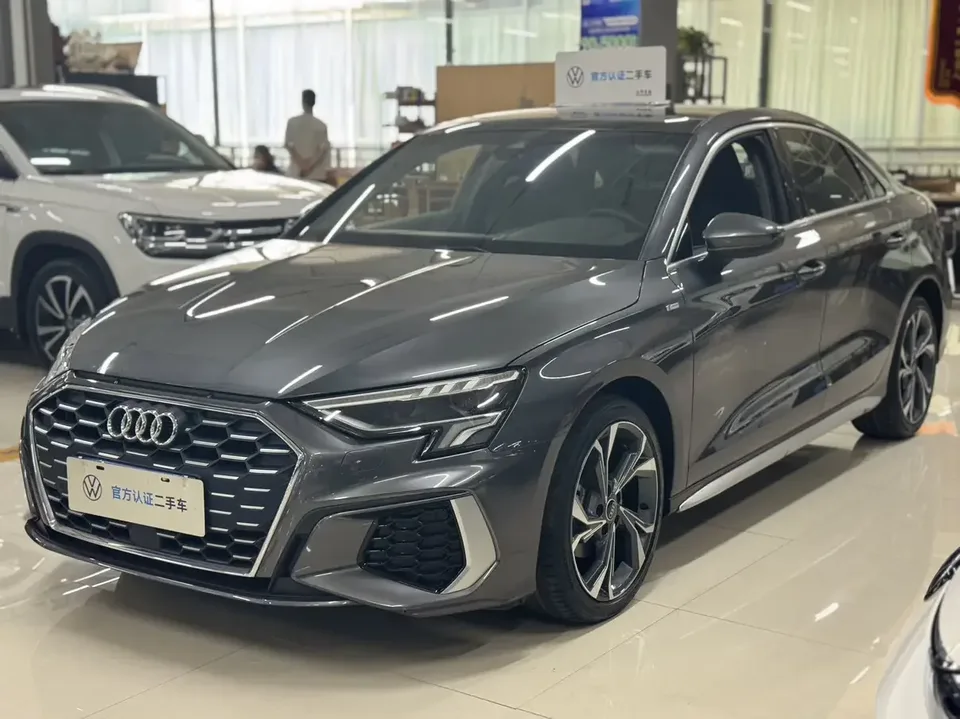 Audi A3 Audi A3 2023 A3L Limousine 35 TFSI Luxury Sports 2023 — фото 1, купить с доставкой в Москву