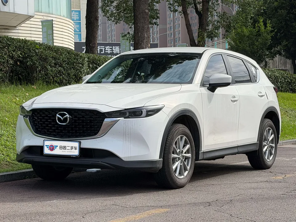 Mazda CX-5 Mazda CX-5 2025 2.0L Automatic 2WD Comfort 2025 — photo 1, buy with delivery to Moscow