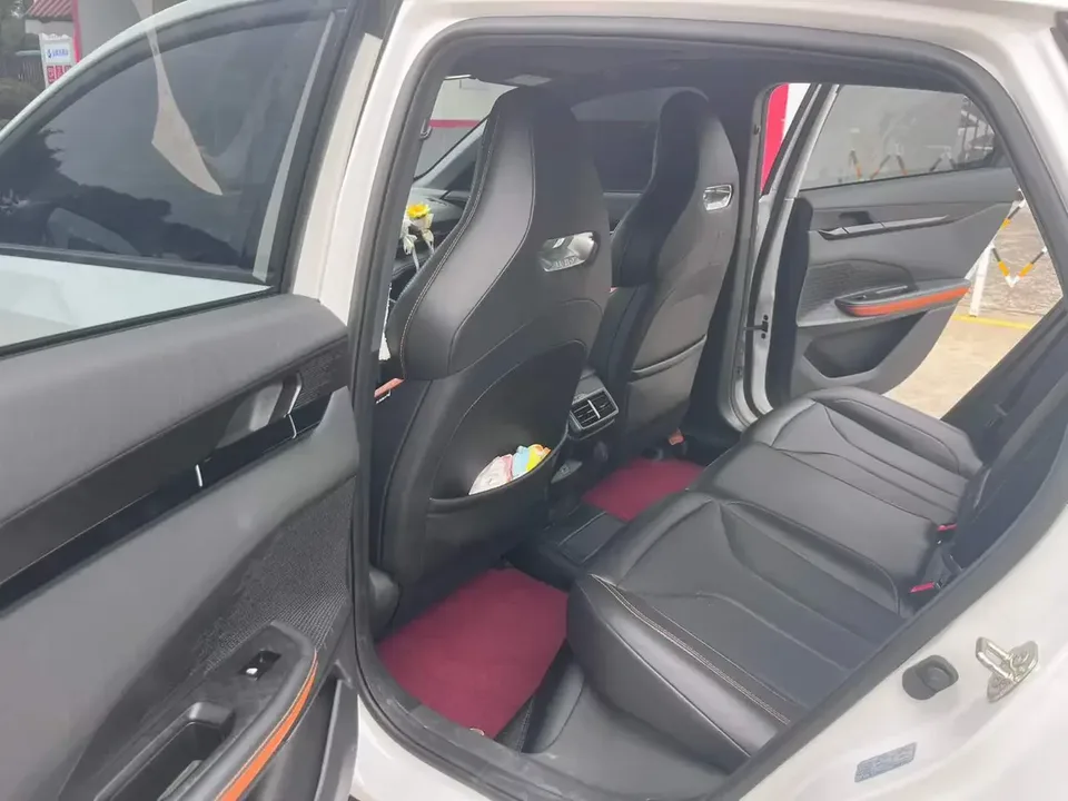 Changan UNI-V Changan UNI-V 2023 1.5T Premium 2023 — thumbnail 5