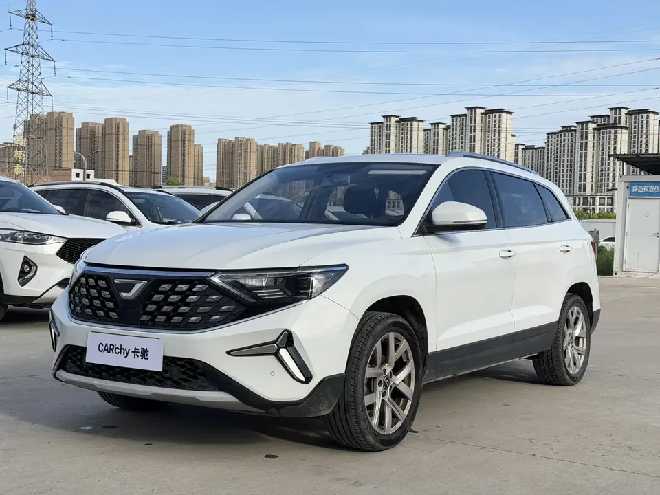 Jetta VS7 Jetta VS7 2023 280TSI Automatic Progressive Edition 2023 — photo 1, buy with delivery to Moscow