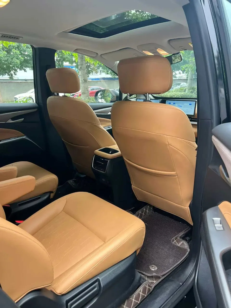Datong Maxus G50 PHEV Maxus G50 PHEV 2025 Pilot Edition 2025 — thumbnail 3