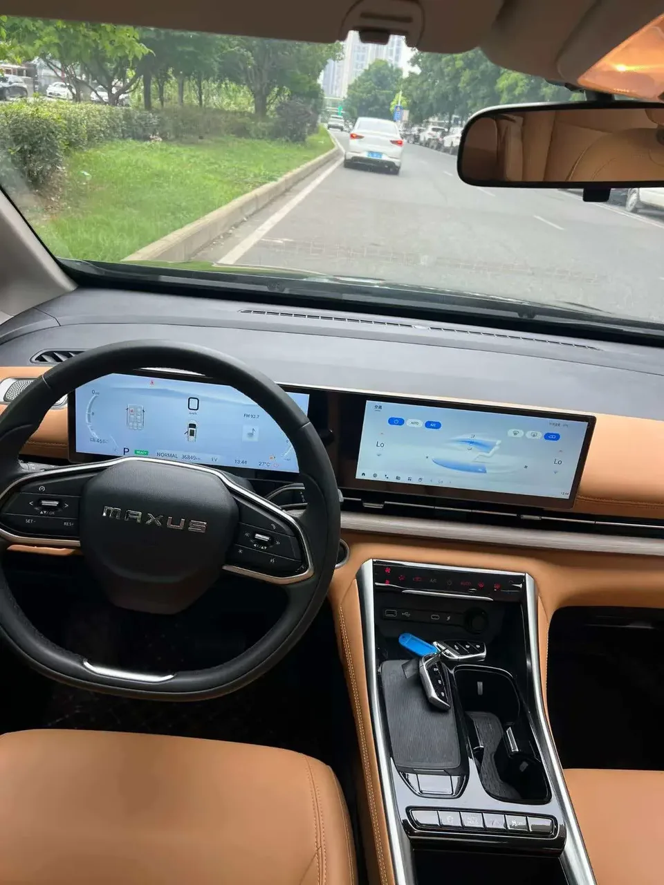 Datong Maxus G50 PHEV Maxus G50 PHEV 2025 Pilot Edition 2025 — thumbnail 5