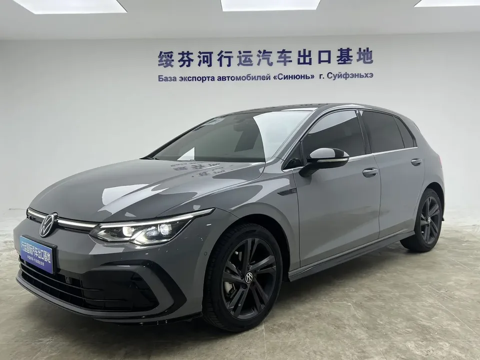 Volkswagen Golf golf 2021 280TSI DSG R-Line 2023 — photo 1, buy with delivery to Moscow
