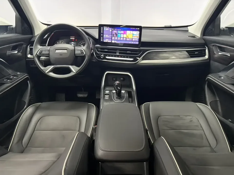 Haval H6 Haval H6 2023 National Trend Edition 1.5T Automatic City Edition 2023 — thumbnail 3