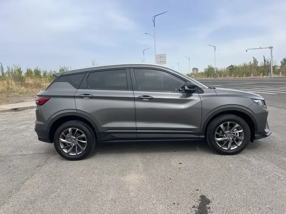 Geely Coolray SX11 Binyue 2024 1.5T DCT Longteng Edition 2024 — thumbnail 2