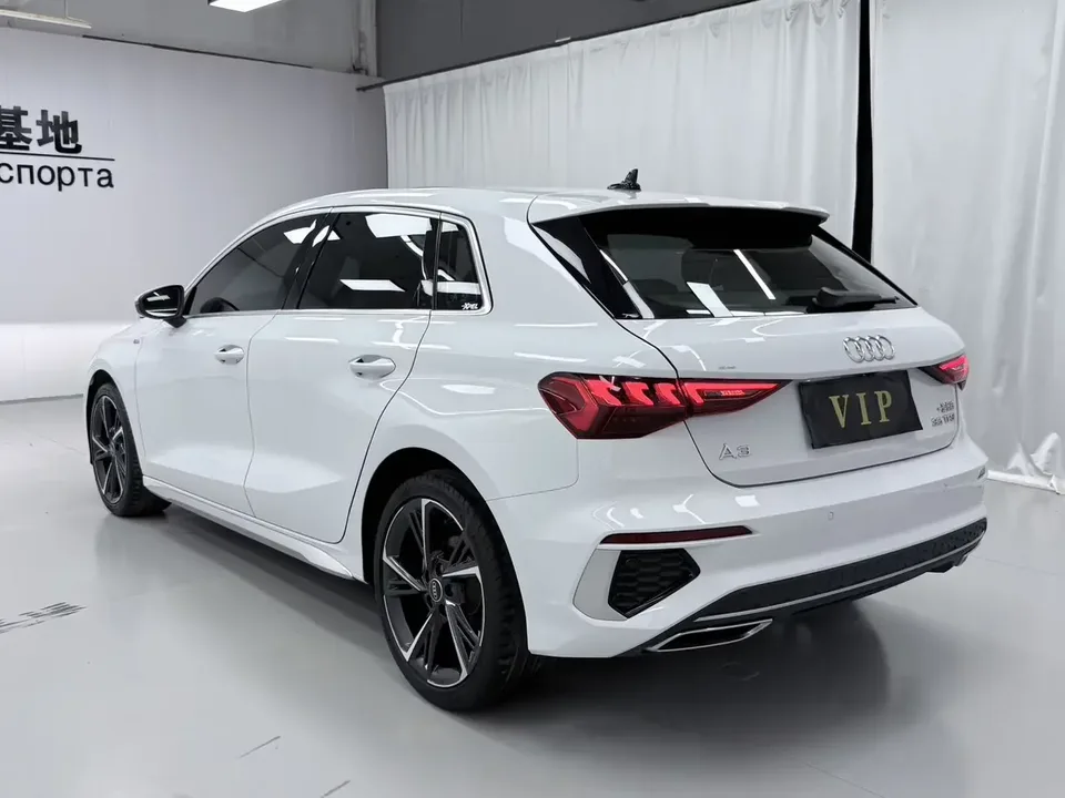 Audi A3 Audi A3 2023 Sportback 35 TFSI Stylish and sporty 2023 — thumbnail 4