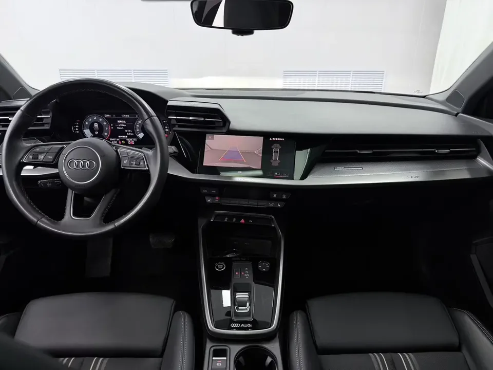 Audi A3 Audi A3 2023 Sportback 35 TFSI Stylish and sporty 2023 — thumbnail 5