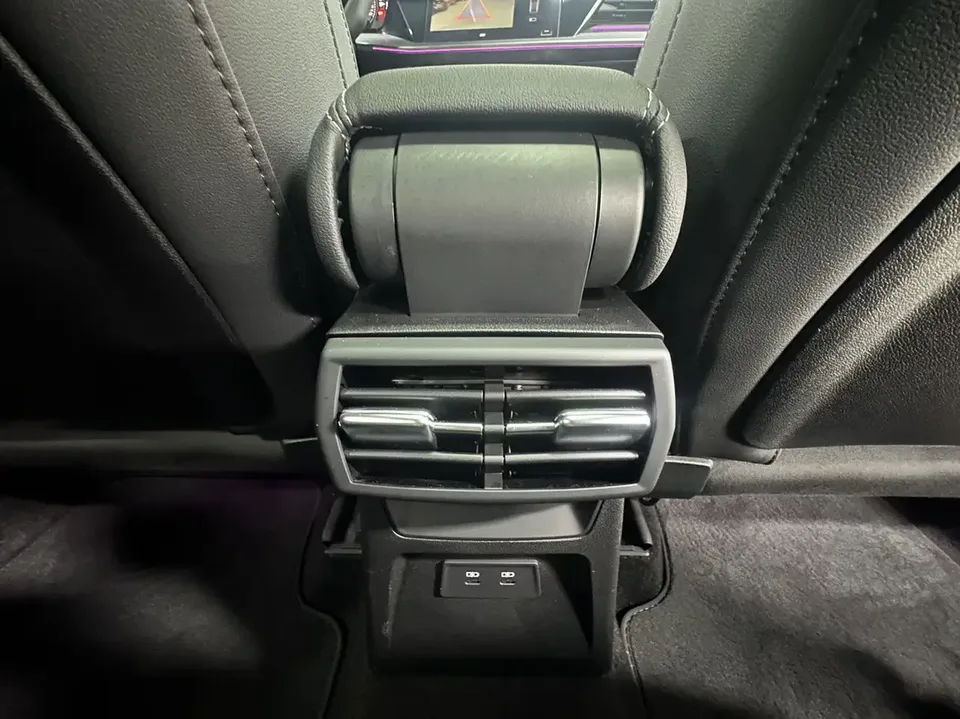 Audi A3 Audi A3 2023 A3L Limousine 35 TFSI facelift: stylish and sporty 2023 — thumbnail 4