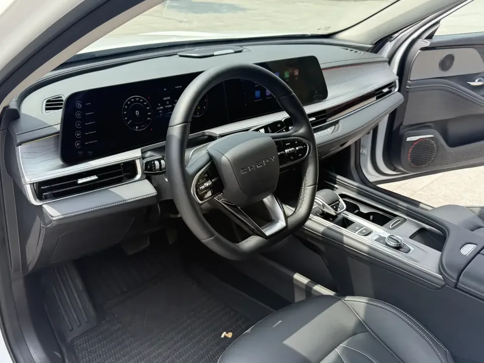 Chery Arrizo 8 Arrizo 8 2024 1.6TGDI DCT Excellence Edition 2025 — thumbnail 4