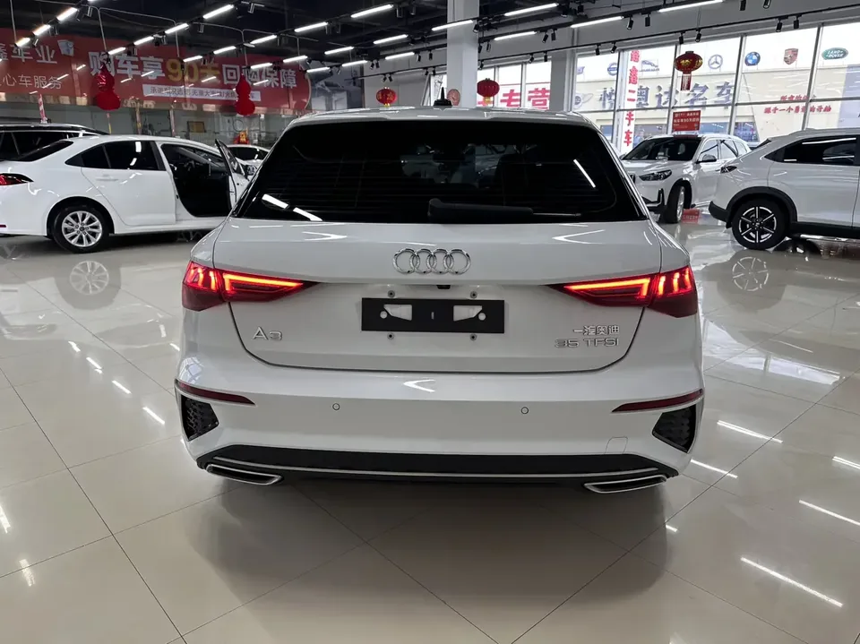 Audi A3 Audi A3 2023 Sportback 35 TFSI Stylish and sporty 2023 — thumbnail 2