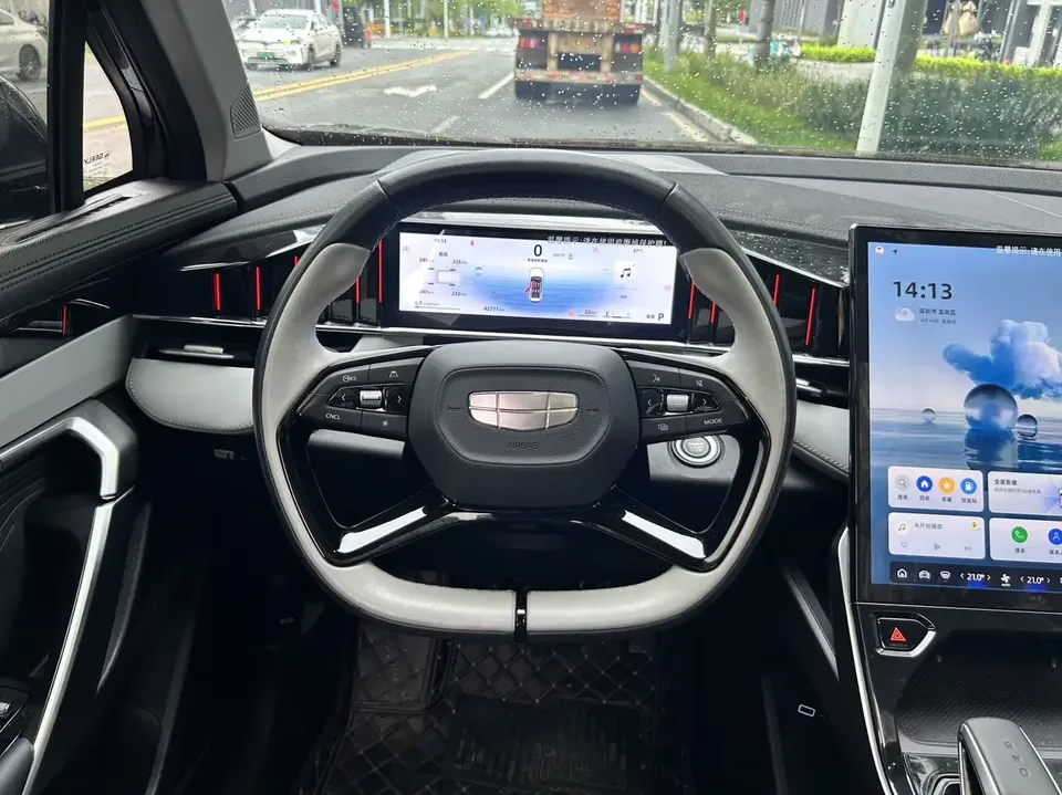 Geely Atlas L Boyue L 2024 1.5TD DCT Premium Edition 2024 — thumbnail 5