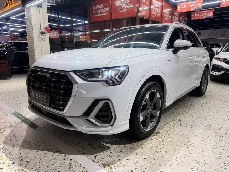 Audi Q3 Audi Q3 2023 35 TFSI Stylish Dynamic 2023 — фото 1, купить с доставкой в Москву